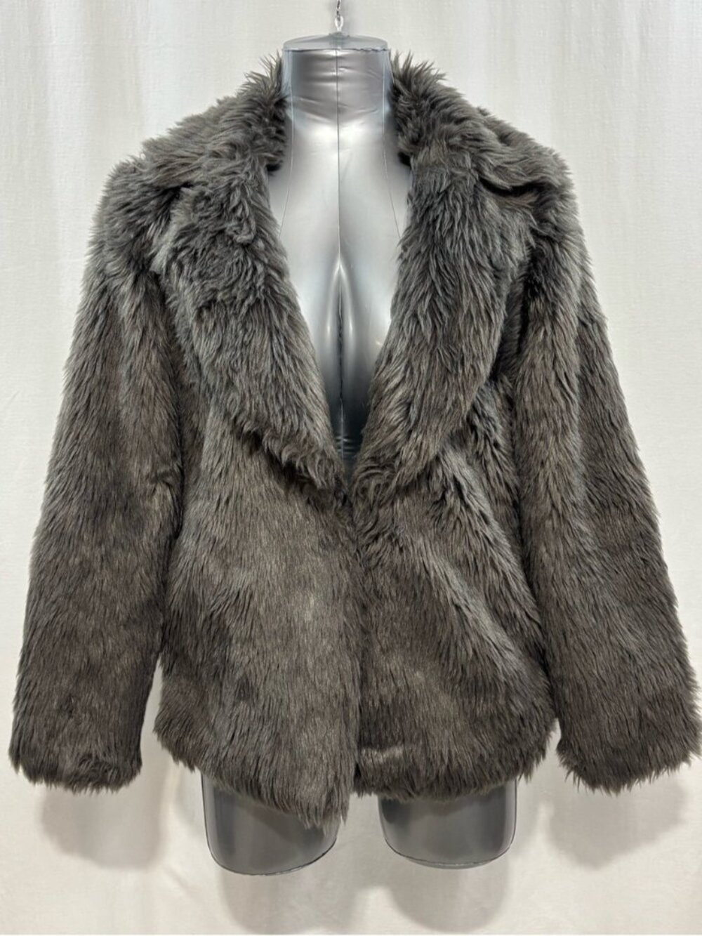 Forever 21 Charcoal Gray Fluffy Faux Fur Coat Cozy Small y2k night out party